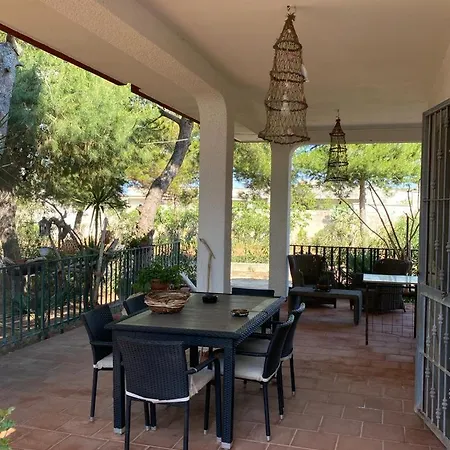 Del Prete * Sant Isidoro (Apulia)